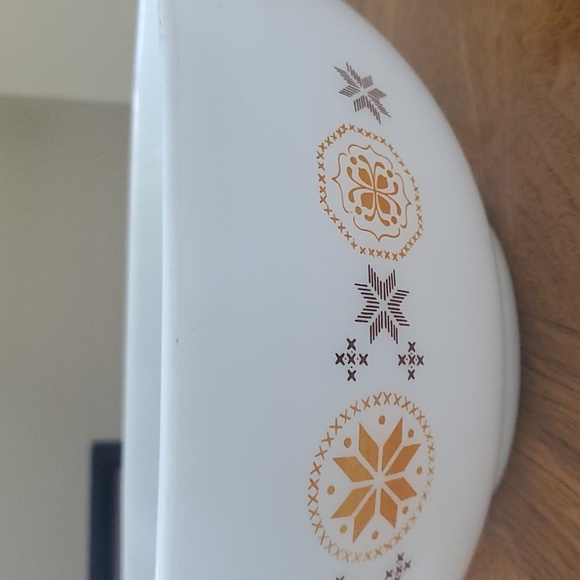 Pyrex Town and Country Mixing Bowl 🧡 - Picture 6 of 13